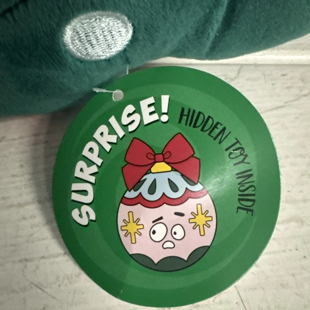 OMG! Surprise Holiday Tricked Out Tree 2 in 1 Dog Toy Plush Chew Christmas‎ NWT